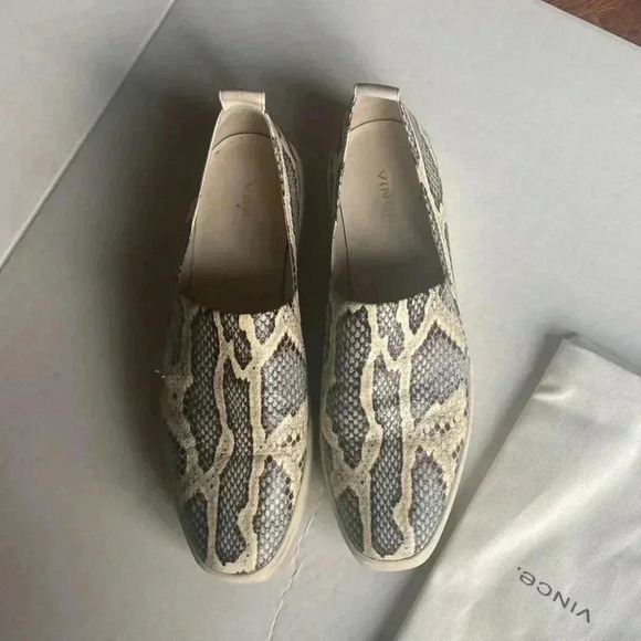 Vince Saxon Snakeskin Embossed Leather Platform - Picture 5 of 12